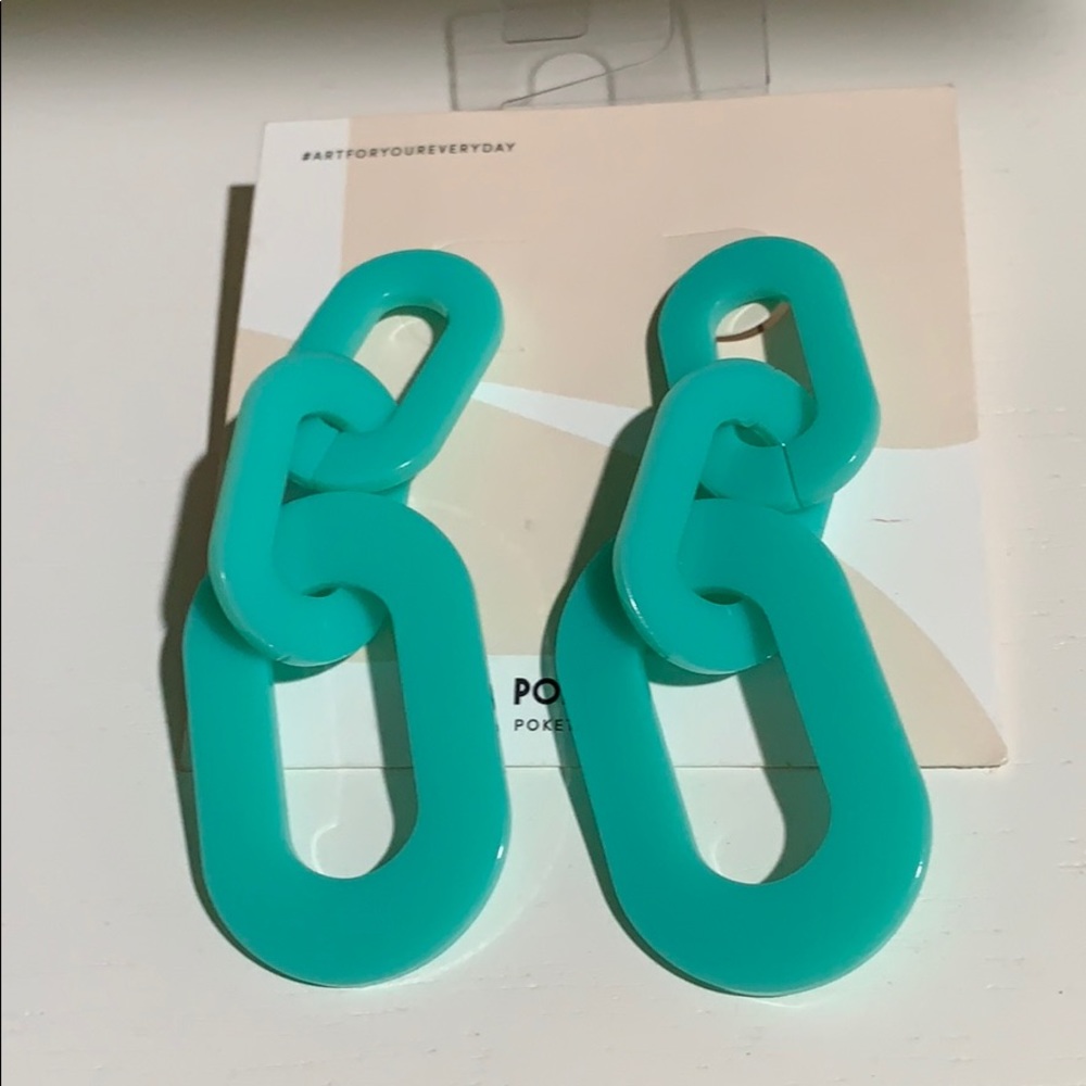 Statement earrings - Picture 3 of 5